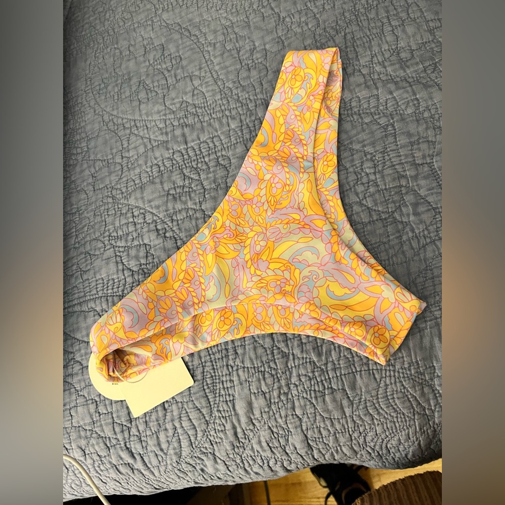 Cheeky whipped wonder Kulani kini bottoms